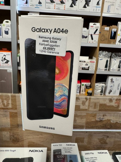 Samsung Galaxy A04e 32GB Krtyafggetlen 12H Garancia