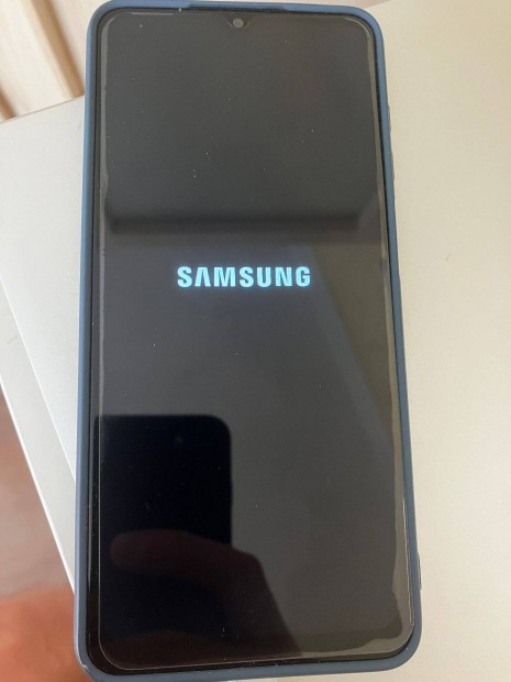 Samsung Galaxy A12 telefon - Hibtlan llapot! TOK + Flia ajndk!