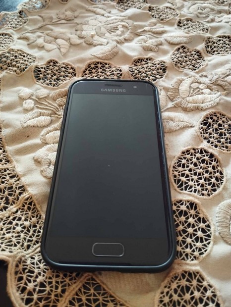 Samsung Galaxy A3 2017 fggetlen