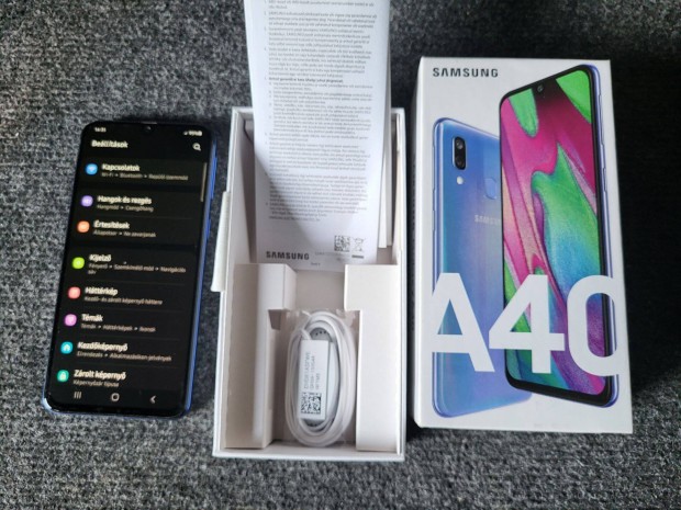 Samsung Galaxy A40 eredeti Samsung tokban