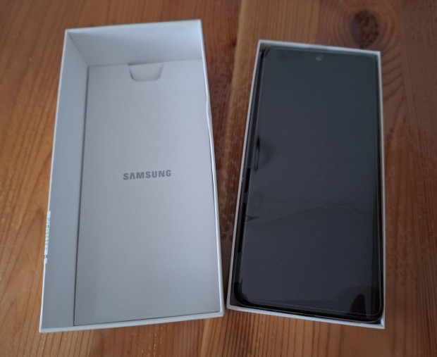 Samsung Galaxy A51 krtyafggetlen, jszer llapotban