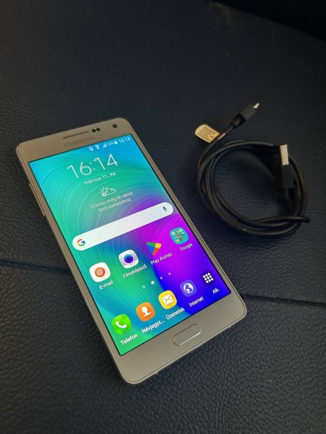 Samsung Galaxy A5 elad 