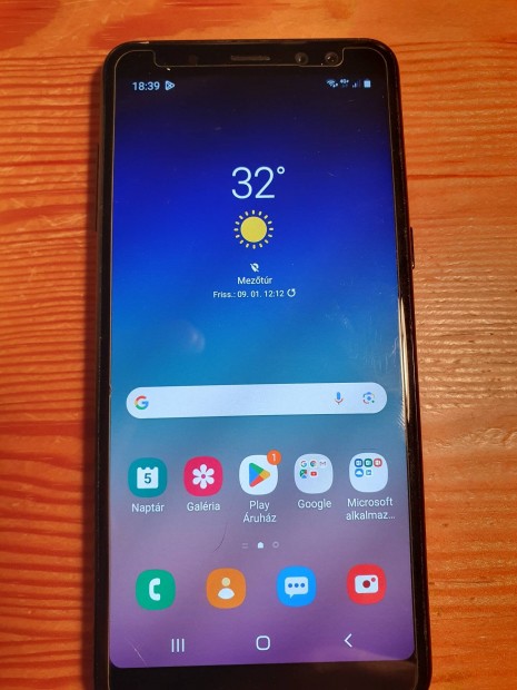 Samsung Galaxy A8 2018 mobiltelefon hibtlan