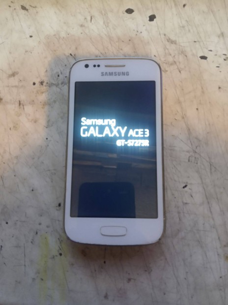 Samsung Galaxy ACE3 Telekomos mobiltelefon