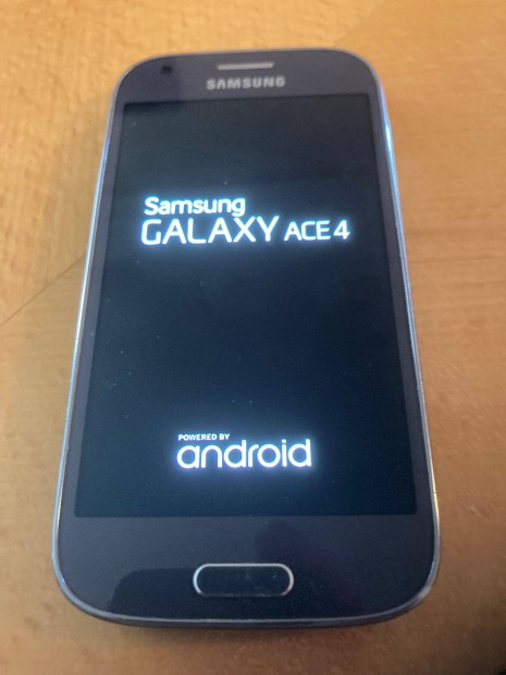 Samsung Galaxy ACE4 mobiltelefon