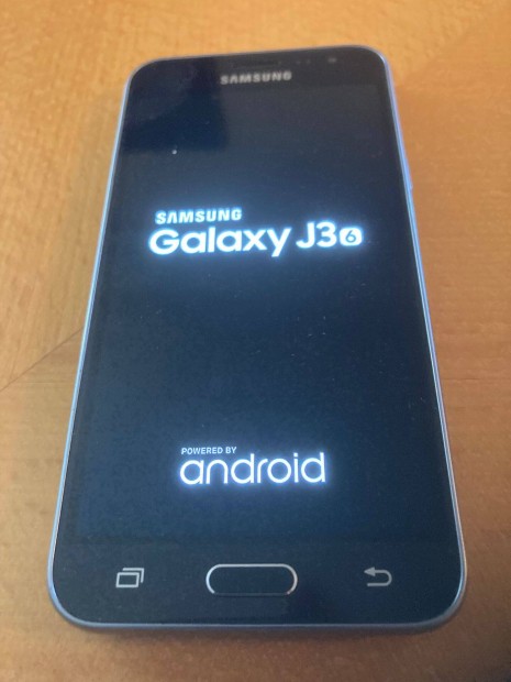 Samsung Galaxy J3 6 moiltelefon