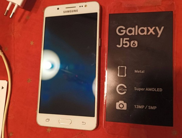 Samsung Galaxy J5 16GB Dual J510F elad hibtlan