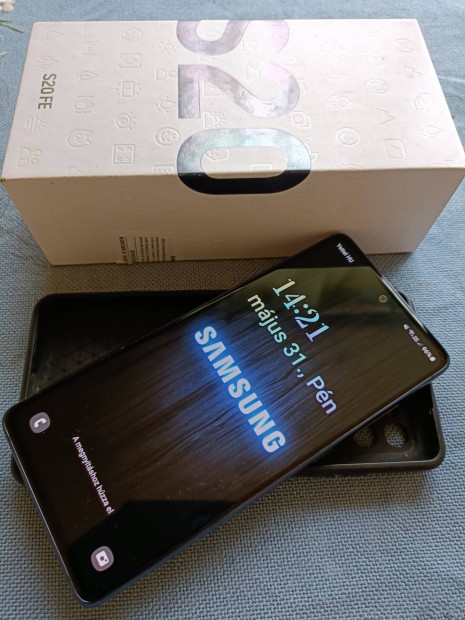 Samsung Galaxy S20 FE elad vagy csere