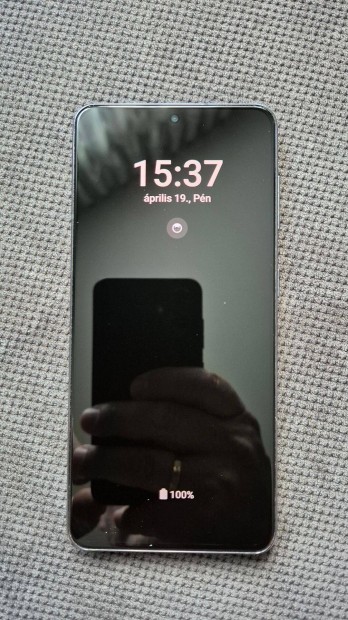 Samsung Galaxy S21 5G 128GB fekete okostelefon elad
