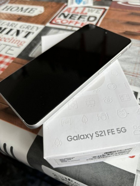 Samsung Galaxy S21 FE 128GB krtyafggetlen +1 v gyri garival