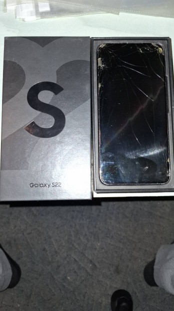 Samsung Galaxy S22 okostelefon