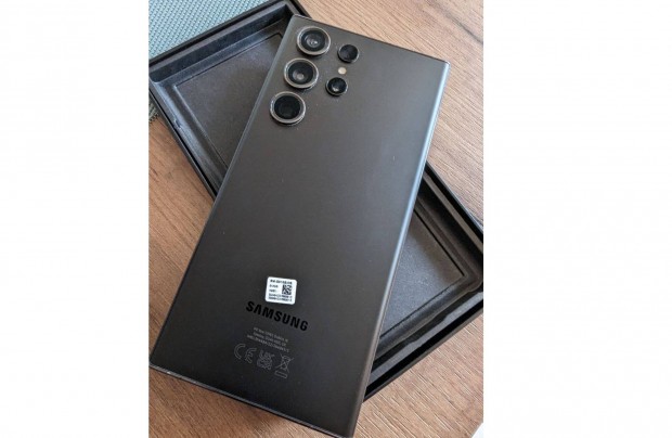 Samsung Galaxy S23 Ultra 256GB Black - szp llapot - Csere is lehets