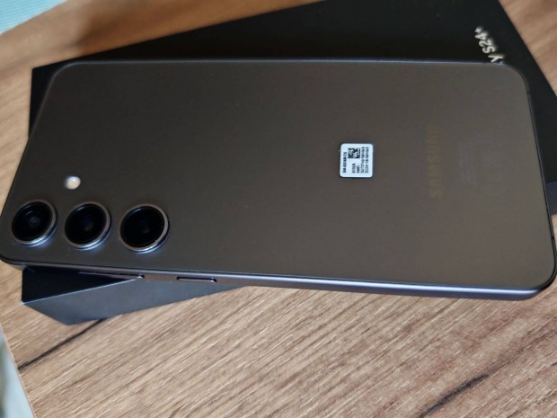 Samsung Galaxy S24+ 12/512GB Titan Black - szinte j -Csere is rdekel