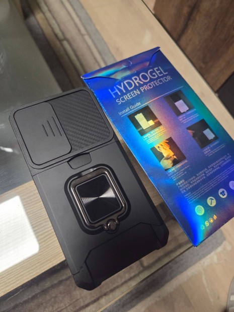 Samsung Galaxy S24 tok és kettő hydrogel fólia