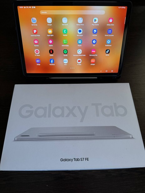 Samsung Galaxy S7 Fe 12,4col tablet