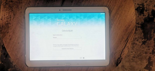 Samsung Galaxy Tab4 10" SM-T585 elad