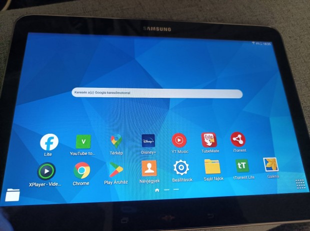 Samsung Galaxy Tab 4 10" (smt 530)