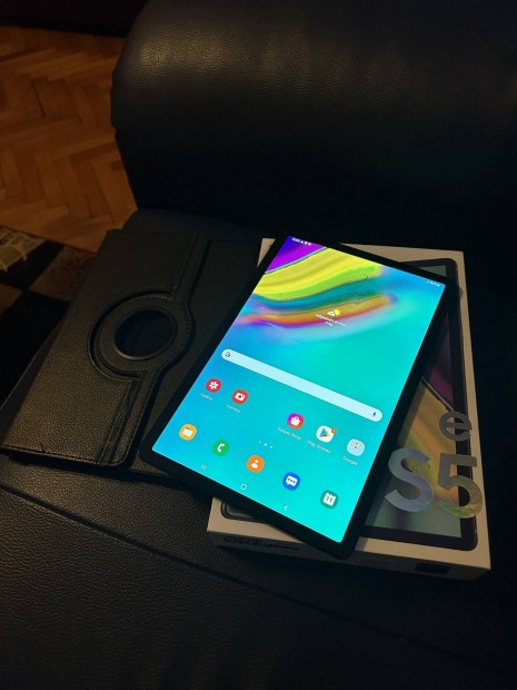 Samsung Galaxy Tab S5e elad