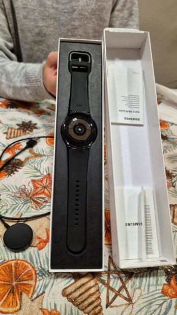 Samsung Galaxy Watch4 okosra