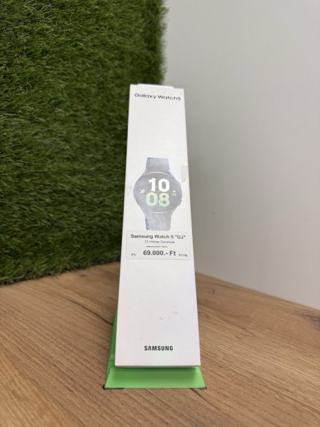 Samsung Galaxy Watch5 K�rtyaf�ggetlen, 12 h� garancia
