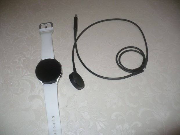 Samsung Galaxy Watch5 okosra
