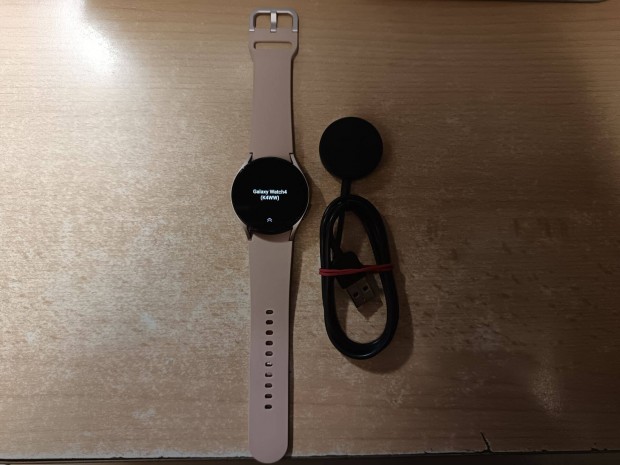 Samsung Galaxy Watch 4 40mm Okosra Pink Garis !