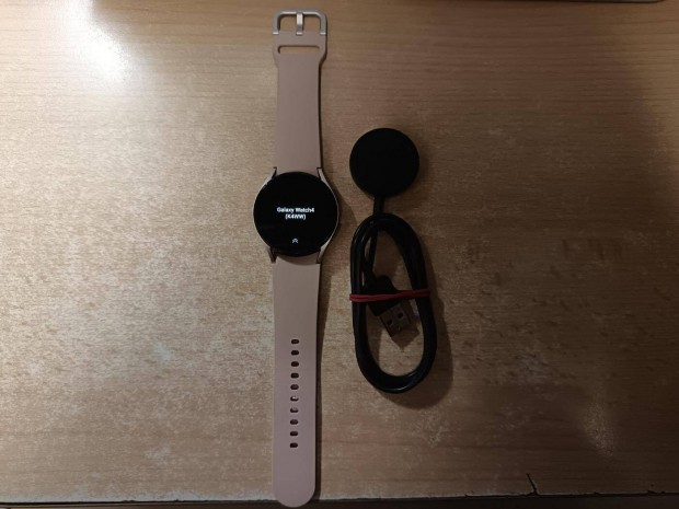 Samsung Galaxy Watch 4 40mm Okosra Pink Gold Garis !