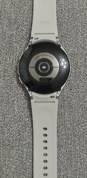 Samsung Galaxy Watch 4 46mm (rozsdamentes acl)