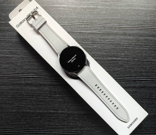 Samsung Galaxy Watch 4 (44 mm)