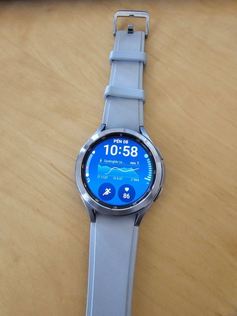 Samsung Galaxy Watch 4 classic, 46, esim