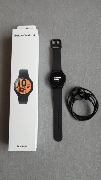 Samsung Galaxy Watch 4 hasznlt