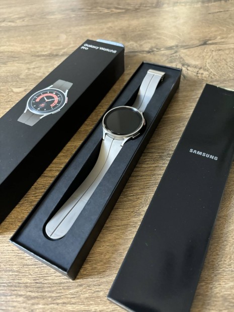 Samsung Galaxy Watch 5 Pro Titan