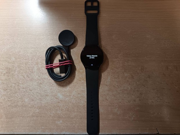 Samsung Galaxy Watch 6 40mm jszer Fekete Garis !