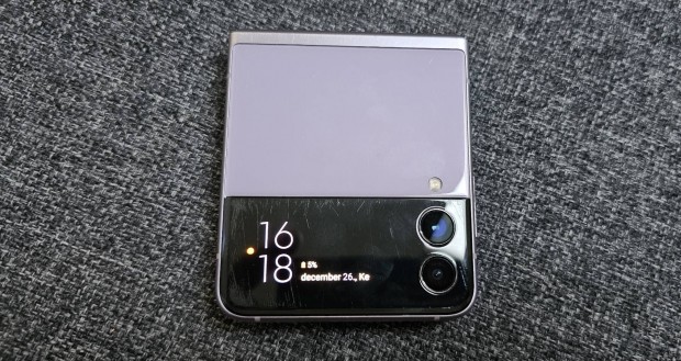 Samsung Galaxy Z Flip 3 (hibs)