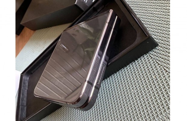 Samsung Galaxy Z Flip 5 256GB - megkmlt, fekete - Csere is lehet