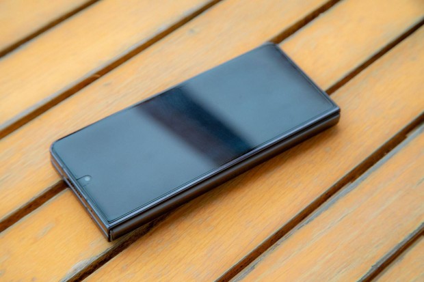 Samsung Galaxy Z Fold 5 12/256, 3 v garancia, extrkkal