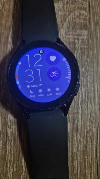 Samsung Galaxy watch 4 SM-R860 40mm + gyri j llapot gyorstlt