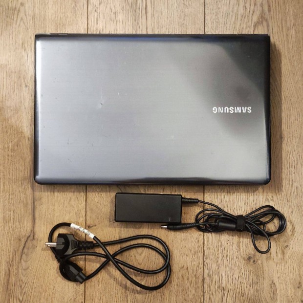 Samsung I5 Laptop win11-el