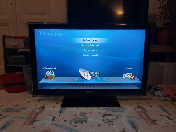 Samsung LCD TV 