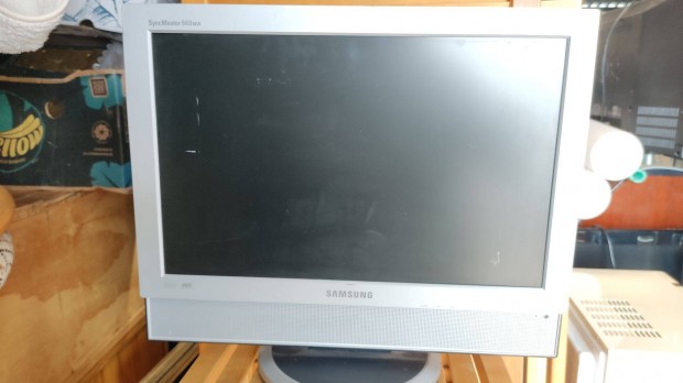 Samsung LCD TV monitor televzi 940MW