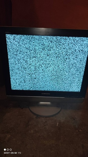 Samsung LCD tv Lszlnak