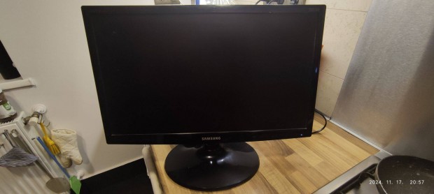 Samsung LED TV LCD TV 22" os Full HD tip.LT22C300EW/EN