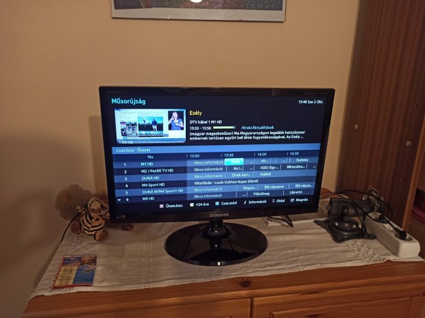 Samsung LED TV monitor 22" 55cm