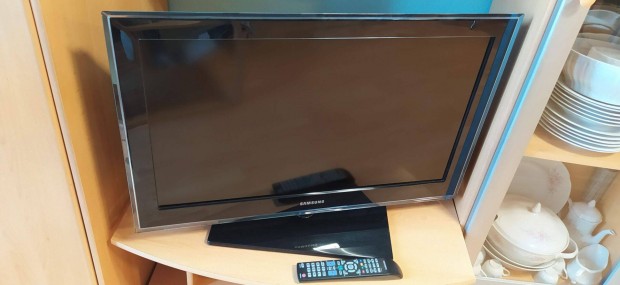 Samsung LE-32D551 K2W 81cm-es LCD tv elad