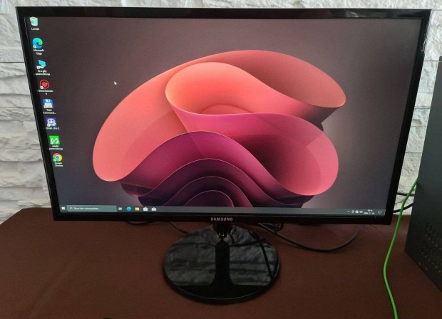 Samsung Led monitor "24", Tkletesen mkkdik