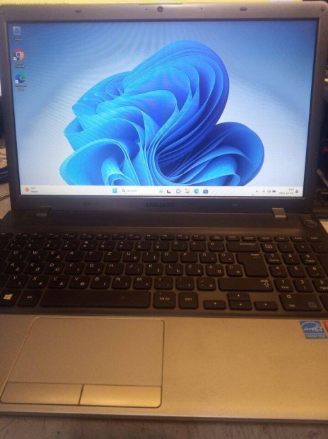 Samsung NP355V ngymagos gyors s ers laptop