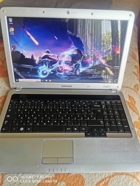 Samsung R528 Laptop Elad/Csere