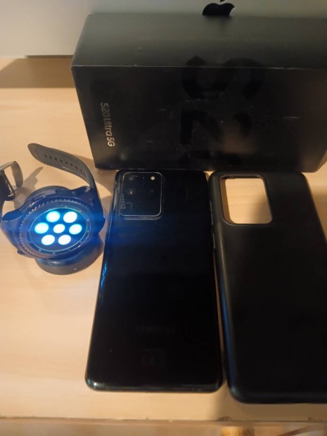 Samsung S20 Ultra és egy Samsung Gear S3 okos óra eladó
