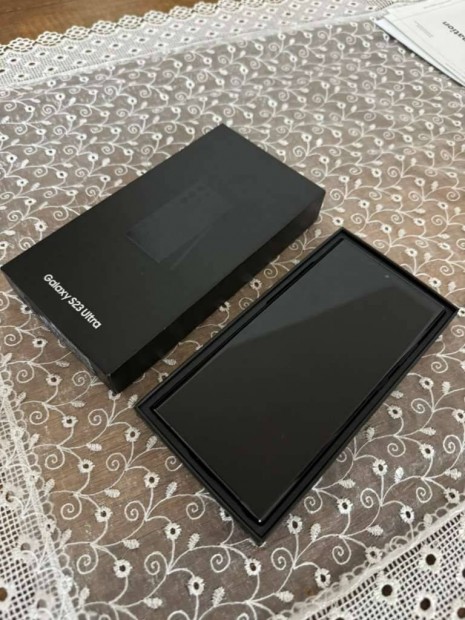 Samsung S23 ultra fggetlen fekete 256Gb