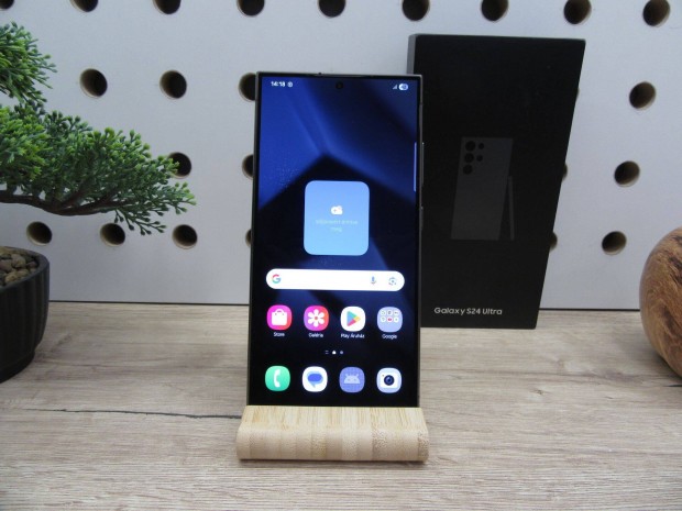 Samsung S24 Ultra - Titanium Black - Használt, karcmentes